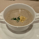 Rasusu An - スープ（キノコのスープ）