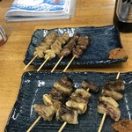 百味 - シロ、ナンコツ、カシラ（塩）