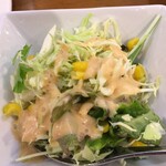 レストランBON - 「ハヤシライス」(900円)に付くサラダ