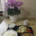 アサヒ食堂 - 焼きそば定食ご飯・麺大盛り豚汁変更