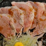 Kuroge Wagyuuto Tanto Harami Yakiniku Gorichan - 焼きしゃぶ上ロース(1,780円)