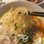 バーンクンメー - 卵麺