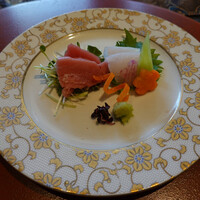 青山 星のなる木 - 造り