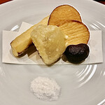 高鮨 - むかご・くわいチップ・海老芋・鳴門金時