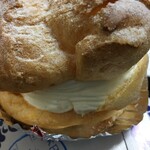 タカセ パン・洋菓子コーナー - シュークリーム（生クリーム）