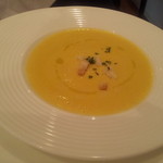 コム・デ・ポワソン - かぼちゃスープ