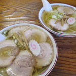 叶屋 - 手前『ﾁｬｰｼｭｰﾒﾝ』と、『ﾜﾝﾀﾝﾒﾝ』