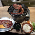 Yakiniku Hiroshouten - 