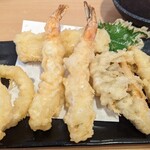 かっぱ寿司 - 寿司屋の季節の天ぷら盛合わせ