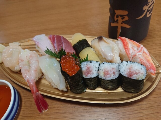 巻平 - 柏林台（寿司）の写真