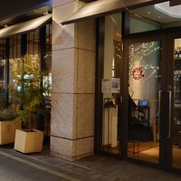 ラ・ボンヌターブル - 