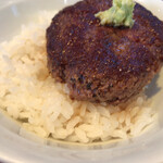 らーめん芝浜 - ハンバーグ丼　太田市加藤牛