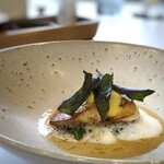 MAISON LAFITE - ＊真名鰹自体も美味しいのですが、干しエビの旨味をダイレクトに感じるソースが秀逸。 これも美味しいワ。