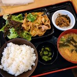 屋台居酒屋 大阪 満マル - 豚キムチ定食