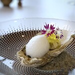 MAISON LAFITE - ◆牡蠣（糸島）・大粒の牡蠣を蒸してあるのですがレア感の残る仕上がりで美味しい。