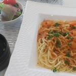 カフェ・ド・ララ - えびトマトクリームパスタ８００円