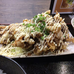 丼物と定食専門のお店 丼なもん家 - 鶏天マヨポン  ボリュームすごいです。