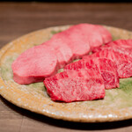 USHIGORO S. - 究極の黒タン厚切り、特選ハラミ