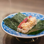 USHIGORO S. - 厳選部位と海鮮の手巻き