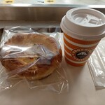 サンマルクカフェ - バターデニッシュ220円、Mブレンド290円