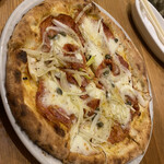 Pizzeria da Torachici - チボッラ　エ　サラーメ