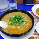 来来亭 高知介良店 - 味噌ラーメンです。