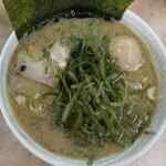 川崎家 - チャーシューメン味付たまご茎ワカメ1050円