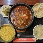 Chabon Tafukurou - 石焼き麻婆豆腐(大辛)平打麺セット 900円