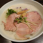 麺飯食堂 三羽鴉 - 