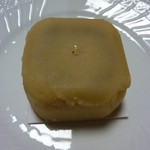 笹屋伊織 - モンブラン　525円　角が当たって、微妙な形になってしまいました。。。