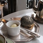 ラデュレ サロン・ド・テ - 