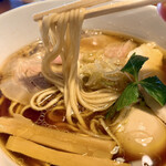 らぁ麺 とうひち - 麺リフトヽ( ・∀・)ﾉ