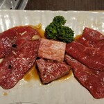 清江苑 - 黒毛和牛3種盛ランチ(1600円+税)　お肉