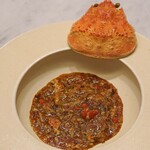 Maison DIA Mizuguchi - スペシャリテ　気仙沼無添加フカヒレステーキ　冬のセイコガニのビスクソース