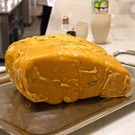 Maison DIA Mizuguchi - 蜜蝋でコーティングされた１ヵ月半の熟成肉