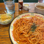カフェテラス ピコリーノ - ナポリタン（ドリンク、みそ汁、ミニサラダ付き）¥850