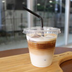 カカシカフェ - カフェラテ（アイス）　300円