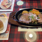 カフェレストラン ラボンヌ - 