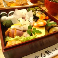 たん熊北店 本店 - 弁当（角度を変えて）