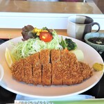 カフェテラス ハナノキ - 特選上ロースカツ定食