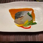 Rogu Penshon Seshiru Kurabu - 魚料理