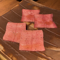 和牛とタン 焼肉 とみ 新橋本店 - 