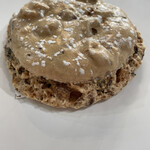 パティスリー・パリセヴェイユ - 口の中が切れそうなくらいザクザク。