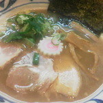 ジャクソンズ - 鰹本節とんこつらーめん