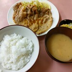 下総屋 - 生姜焼き定食　650円