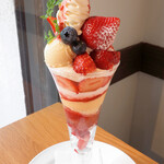 フルーツシェフ - あまおうパフェ