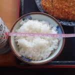 とんかつ美沢 - メンチカツ定食　850円　お茶碗の直径12.5cm