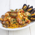 Lots of ingredients Seafood tomato cream sauce “Pescatore”