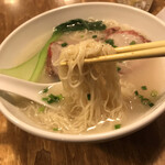 香港麺　新記 - 麺リフト