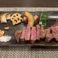 鉄板焼 煖 - 北海道産しほろ牛若丸　テンダーロインステーキ（100g）と焼き野菜